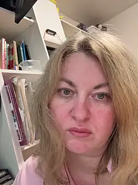 Amelia-Diamond's cam snapshot