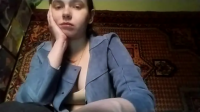 KikiBang's cam snapshot