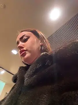 KiraSunshine's cam snapshot