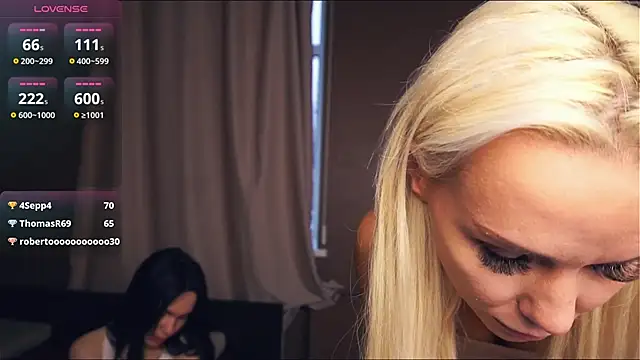 LorrieWilcinski's cam snapshot