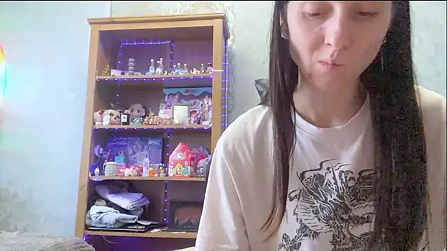 CyberAIice's cam snapshot