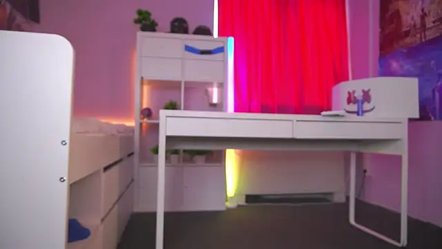 Sunny_Glow's cam snapshot