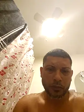 tropikboy's cam snapshot