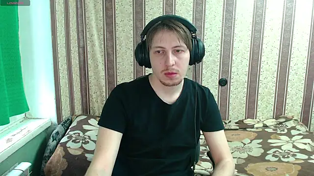 darienlarge live sex cam