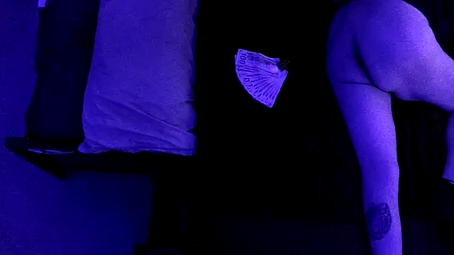 Time2playN303party's cam snapshot