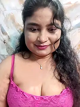 hornyriyanka live sex cam