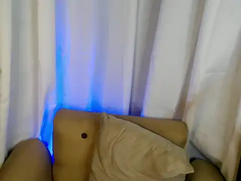 Ariluvsyou live sex cam