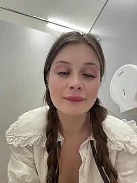 mmelicious live sex cam