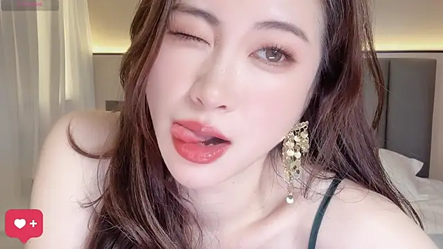 wuyueaini live sex cam