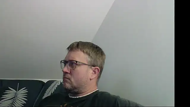 Dracula6543's cam snapshot