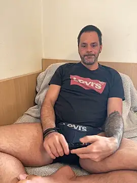 _madbull_'s cam snapshot