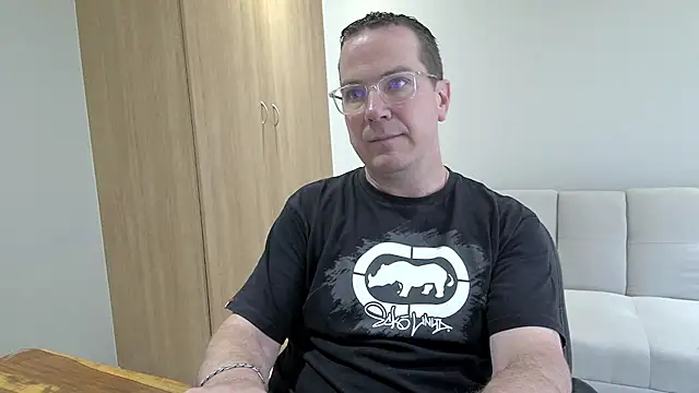 BrettJ81's cam snapshot