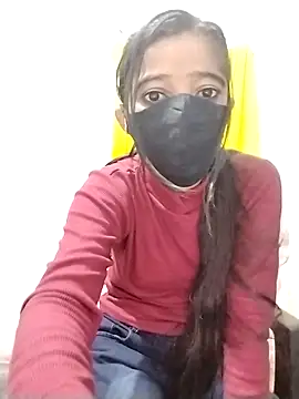 Cute-Naavya's cam snapshot