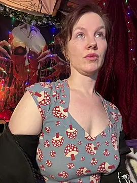 courtneyoccult's cam snapshot