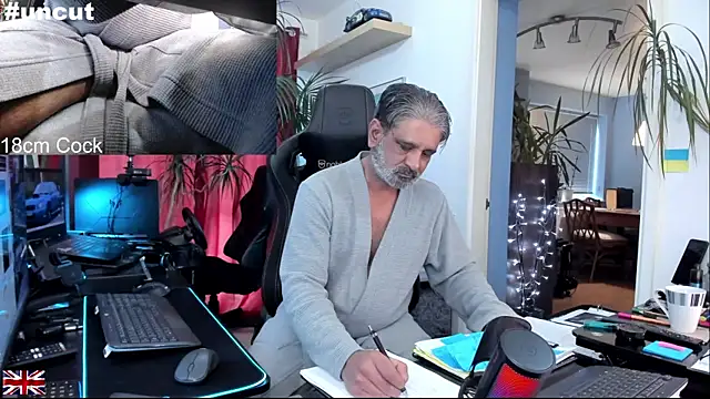 OnlineBossUK live sex cam