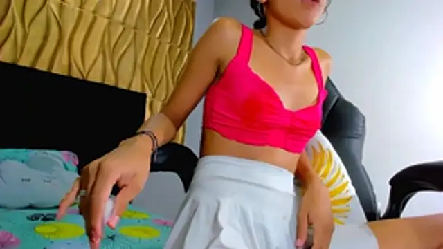 Evelin_shy live sex cam