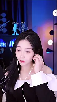 Singer-muzi live sex cam