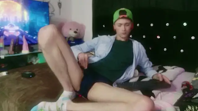 Tyler_cat live sex cam