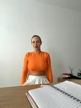 streetdoll live sex cam