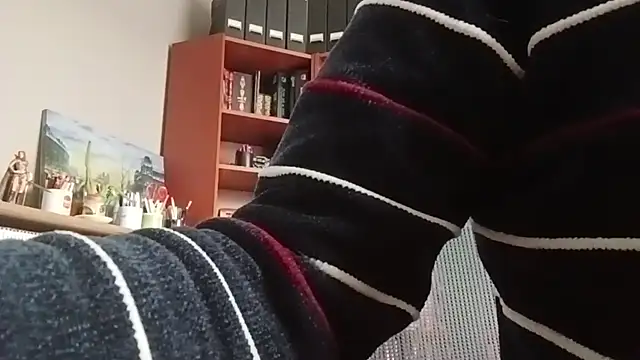 Mandra_is_a_whore live sex cam