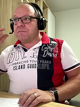 coupleLatinaLovers live sex cam