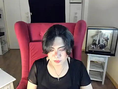 GoldenTs69 live sex cam