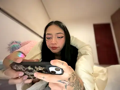 JIORYOvO live sex cam