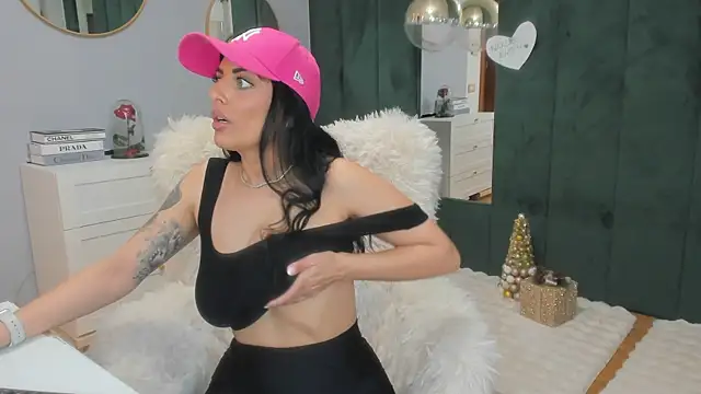 ElisaBaxter live sex cam