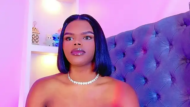 CamiEstrada live sex cam