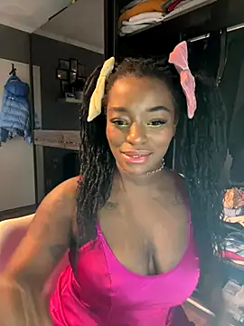 HotKaylaa's cam snapshot