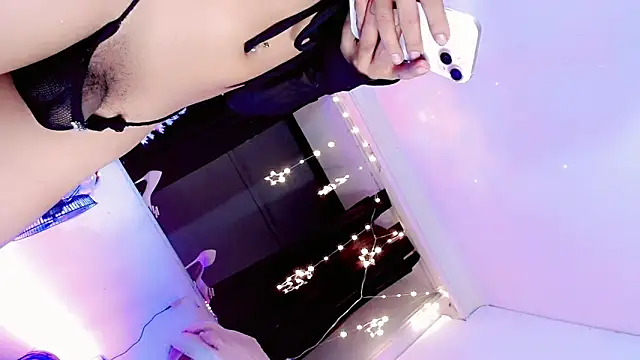 ravenous_charmer live sex cam