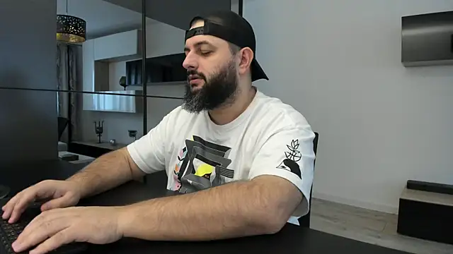 DravenPeak live sex cam