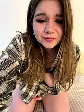 PumaShyXD live sex cam