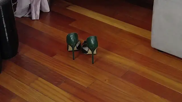 AryaEve live sex cam