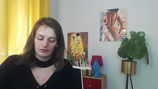 juicyNadine live sex cam