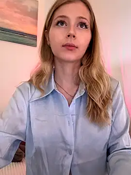 LunaRase live sex cam