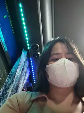 May-Squirt live sex cam