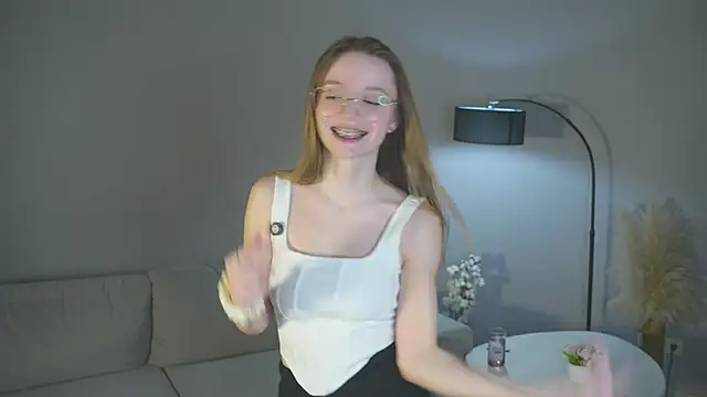 JaleesaIser live sex cam