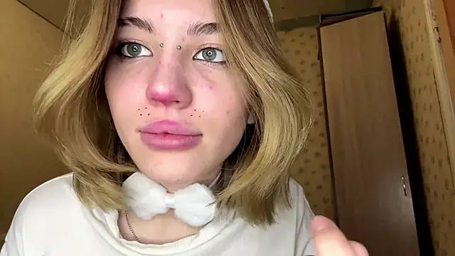 MelaineAytes's cam snapshot