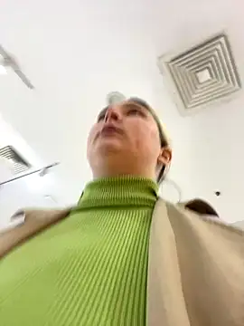 KateBurlesk's cam snapshot