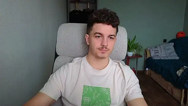 Remy_Miles live sex cam