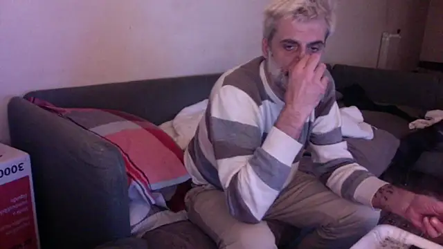 skossa777's cam snapshot