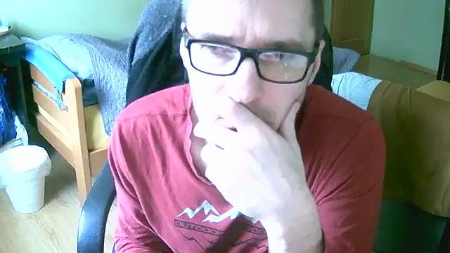 dado-hot12's cam snapshot