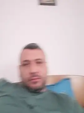 yourflowerpink's cam snapshot