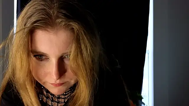 NightSaffron's cam snapshot