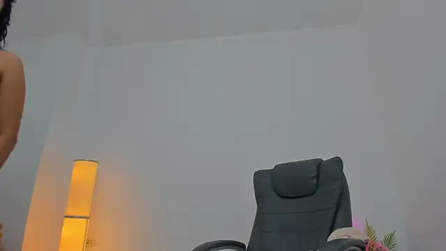 Carla_Devon's cam snapshot