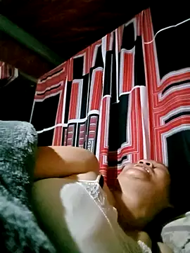 hey-bana's cam snapshot