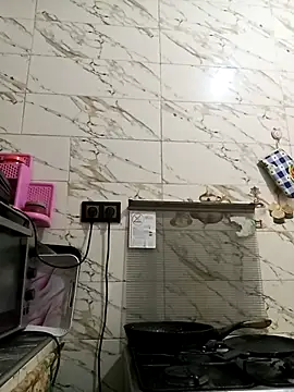 Rouzalinda's cam snapshot