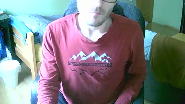 dado-hot12's cam snapshot