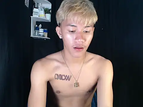naughtyboyloy_0 live sex cam